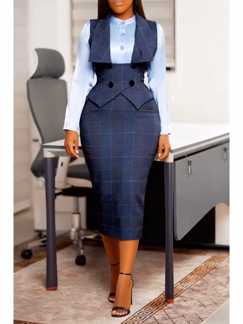 Femme en ensemble coordonné sur mesure